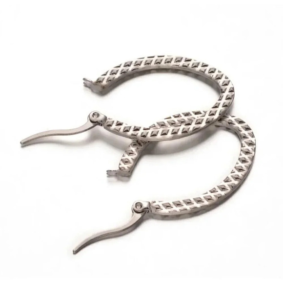 Surgical Stainless Steel Art Deco Carved Diamond Pattern Silver Hoop Earrings - Picture 2 of 2